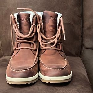 Sperry boots